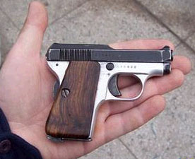 Beretta 418 in hand
